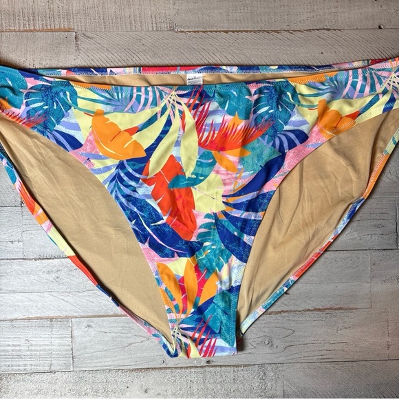 Floral Bikini Bottom Blue Red Yellow Pink Old Navy Woman's Size 4X NWT! - Picture 13 of 16
